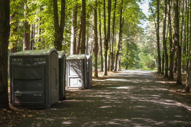 Portable Toilet Options We Offer in Chandler, TX